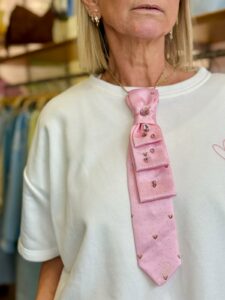 Cravate Chic By 🩷P.